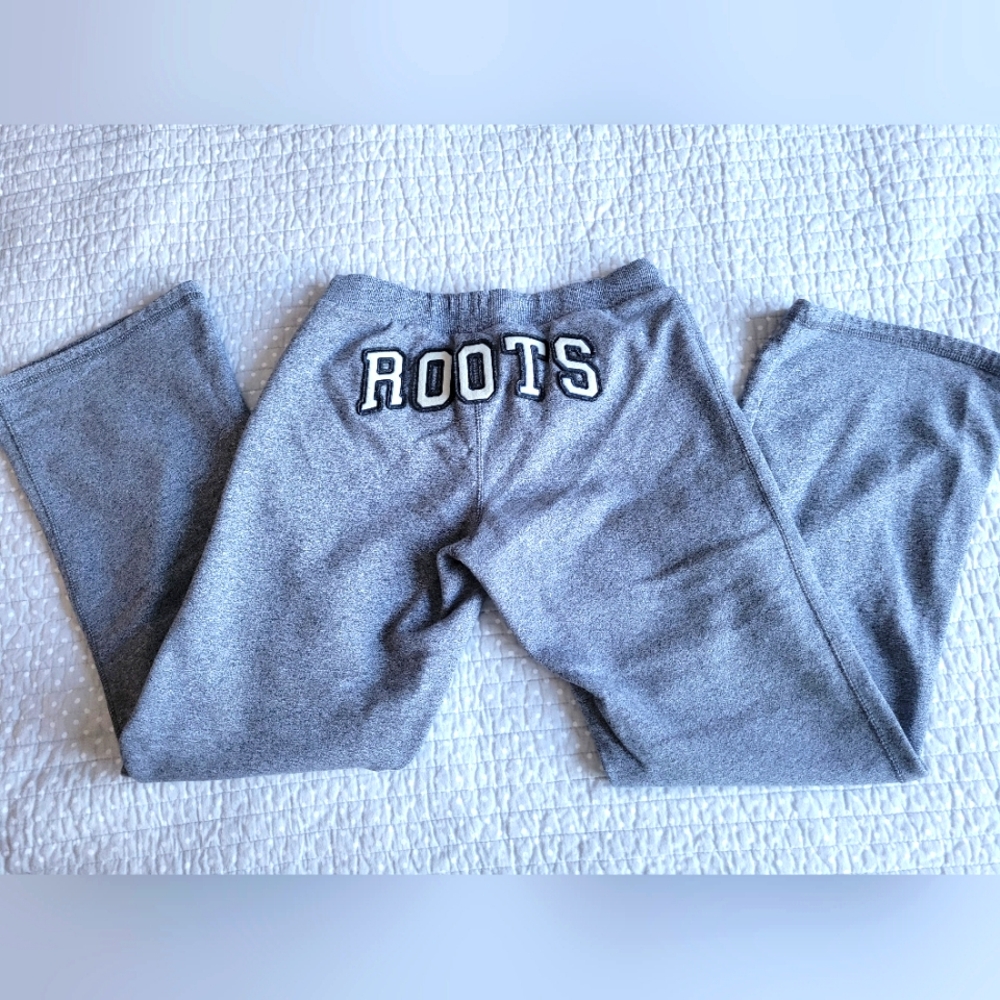 Size S  Roots Wide Leg Sweatpants. Excellent Condition.